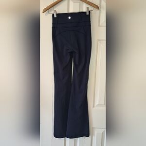 Lululemon Nulu Flare Pants, size 4, Navy.